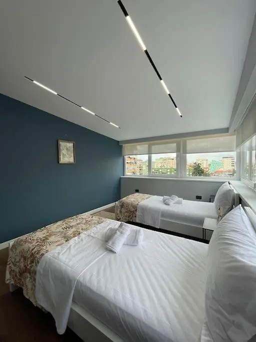 Voyage Penthouse Apartment Tirana