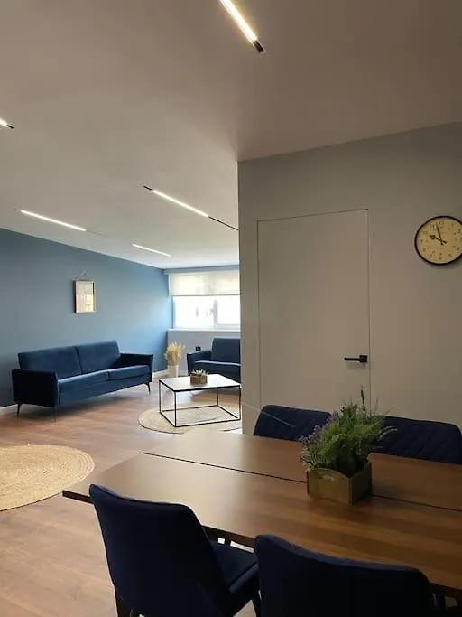 Voyage Penthouse Apartment Tirana