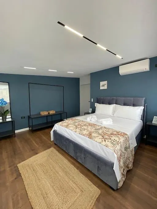 Voyage Penthouse Apartment Tirana Albania